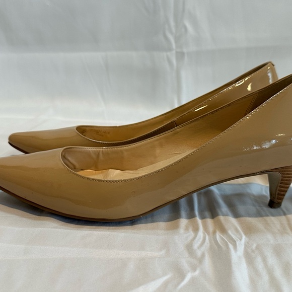 Cole Haan Shoes - Cole Haan with Nike Tech, Nude Patent Leather Elegant Tan Women's Kitten Heel